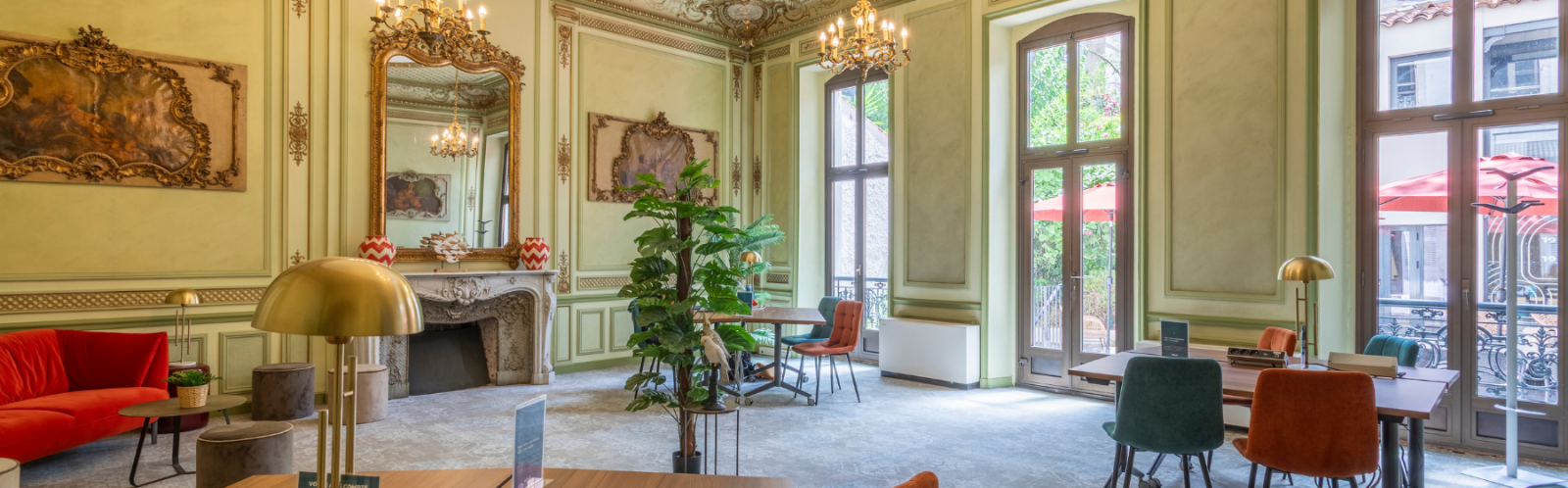 Bureaux privatifs à louer à Marseille avec durée flexible au sein de l'espace de coworking Mitwit